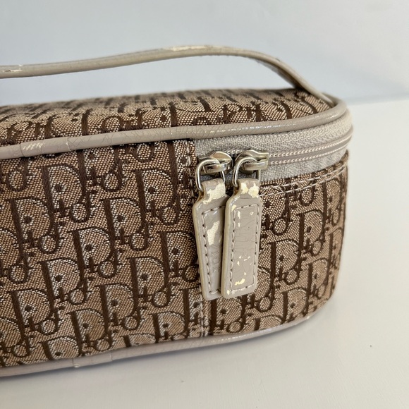Auth VTG DIOR Monogram Canvas Cosmetics Bag - Picture 4 of 9